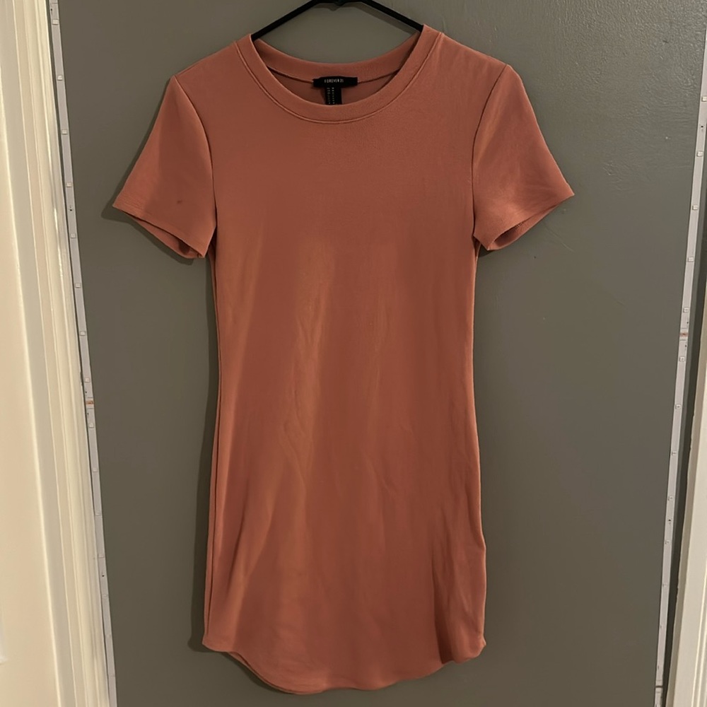 Pink slim short sleeve dress from forever 21 in size medium